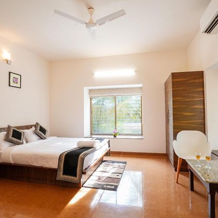 White Coco House 4Bhk Vila Nashik Exterior foto