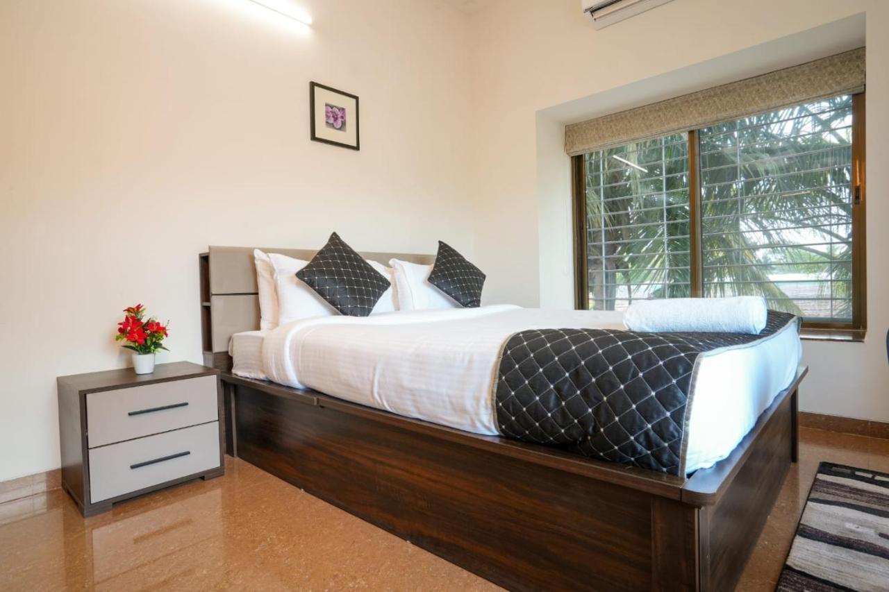 White Coco House 4Bhk Vila Nashik Exterior foto