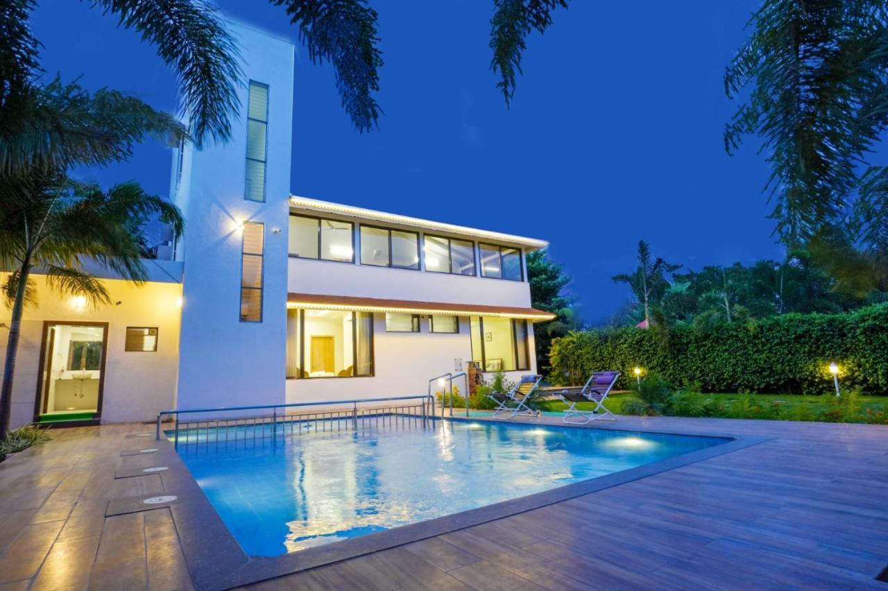 White Coco House 4Bhk Vila Nashik Exterior foto